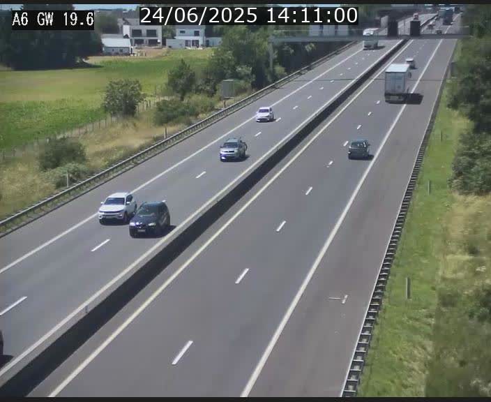 Traffic live webcam Luxembourg - Steinfort - A6 - BK 19.6 - direction Belgique