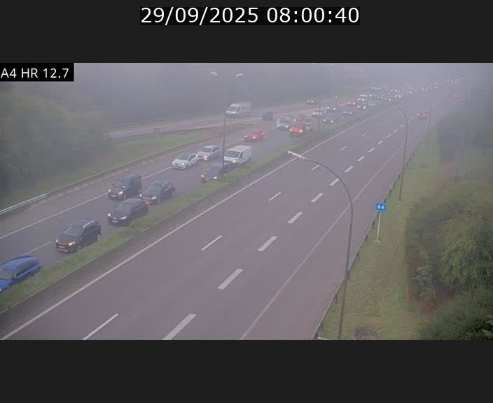 Traffic live webcam Luxembourg Esch sur Alzette - A4 - BK 12.7 - direction Esch-Belval
