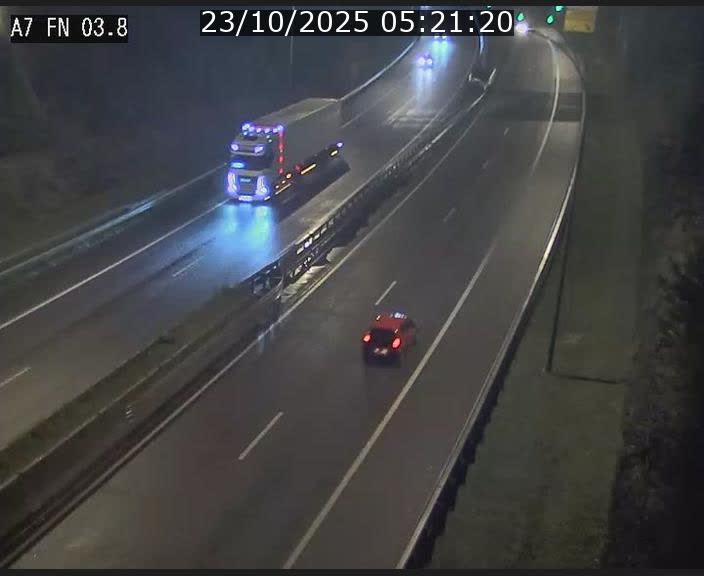 Caméra autoroute Luxembourg A7 - Passage à gibier Rëngelbour - direction Tunnel Stafelter