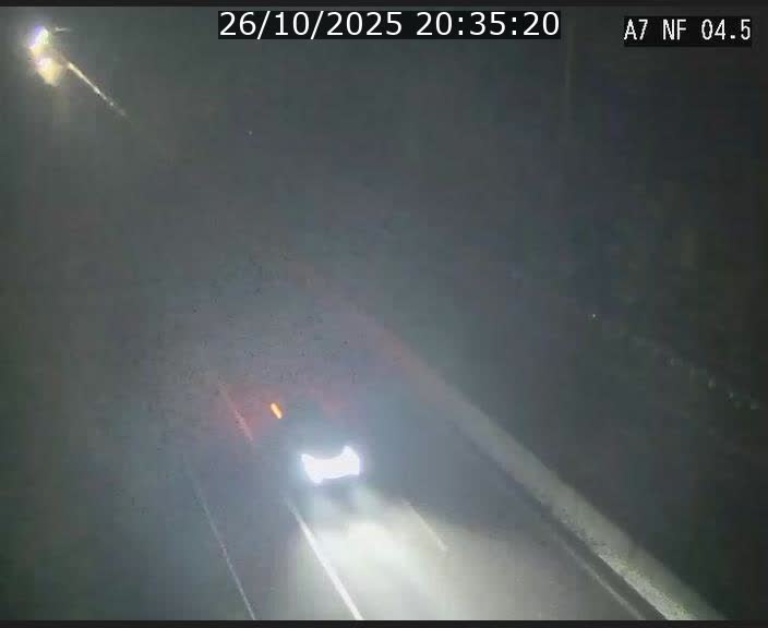 Caméra autoroute Luxembourg A7 - Passage à gibier Rëngelbour - direction Tunnel Grouft