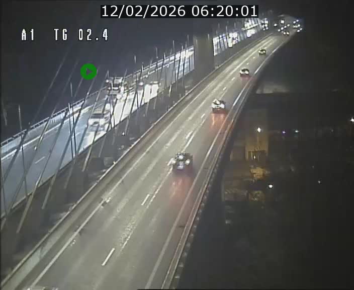 Traffic live webcam Luxembourg Sandweiler - A1 direction Luxembourg-ville - BK 2.4