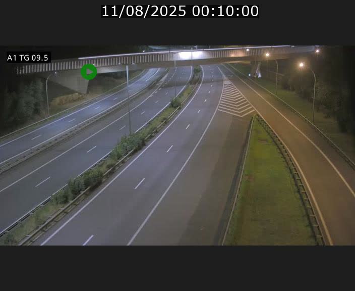 Traffic live webcam Luxembourg Jonction Grünewald - A1 direction Luxembourg-ville - BK 9.5