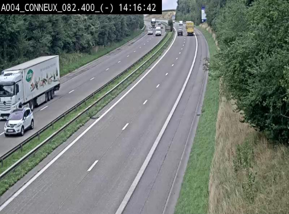Webcam sur l'E411 avant les sorties 20 menant à Ciney, Dinant et Achêne. Vue orientée vers Namur