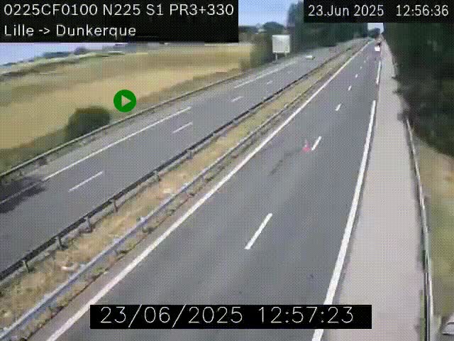 Webcam autoroute A25 (N225) à hauteur de Bergues (Bierne). Vue orientée vers Dunkerque.