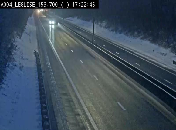 Webcam autoroute A4 (E411-E25) à Léglise, avant la jonction avec la N40. Vue orientée vers Bruxelles
