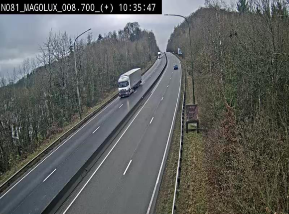 Webcam sur la N81 (E411) à hauteur de la jonction avec la N883. Vue orientée vers Longwy