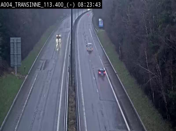 Caméra trafic E411 (A4) - Transinne direction Namur - BK 113.425