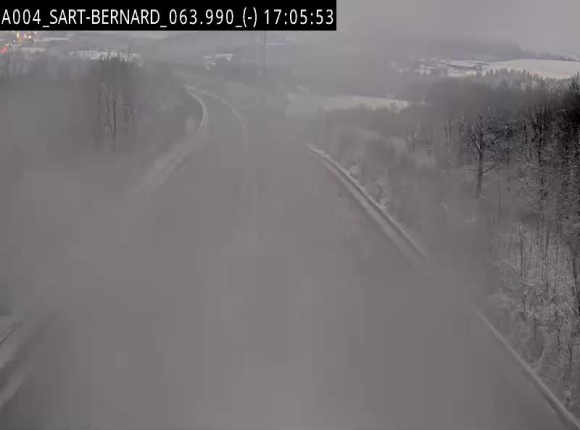 Webcam E411 à hauteur d'Assesse en provenance d'Arlon ou de la N4 vers Namur