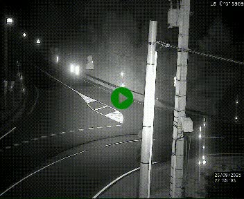 Webcam au carrefour de la croisade, à la jonction entre la N22 et la N320, avant le poste de douane franco-andorrane. Webcam à 1790 mètres d'altitude