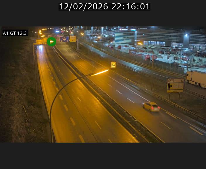 Traffic live webcam Luxembourg Senningerberg - A1 direction Allemagne - BK 12.3