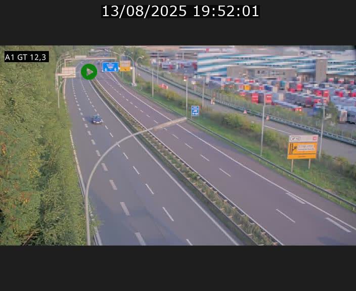 Traffic live webcam Luxembourg Senningerberg - A1 direction Allemagne - BK 12.3