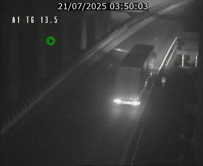Traffic live webcam Luxembourg Senningen - A1 direction Luxembourg - BK 13.5