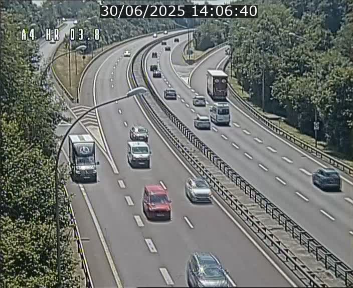 Webcam traffic A4 Luxembourg - BK 3.8 - Leudelange (direction Esch sur Alzette)