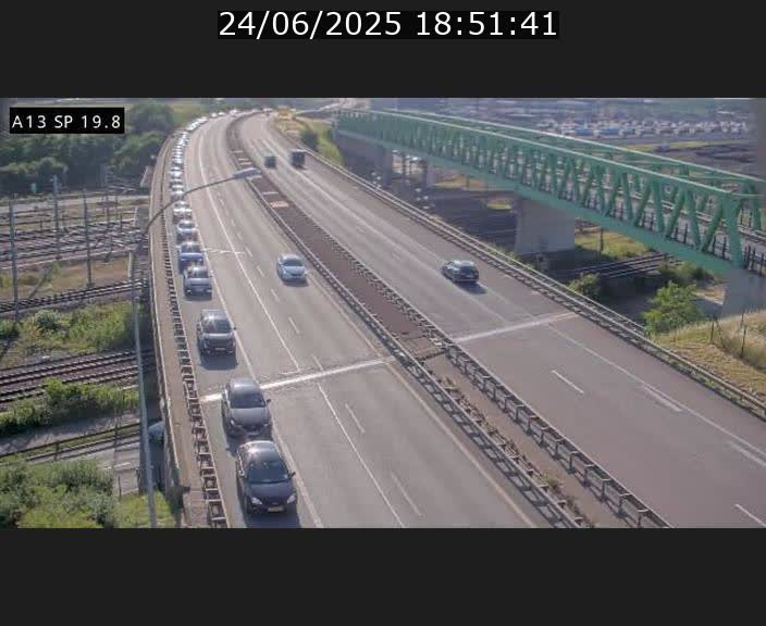 Traffic live webcam Luxembourg Croix de Bettembourg - A13 direction Esch-sur-Alzette - BK 19.8