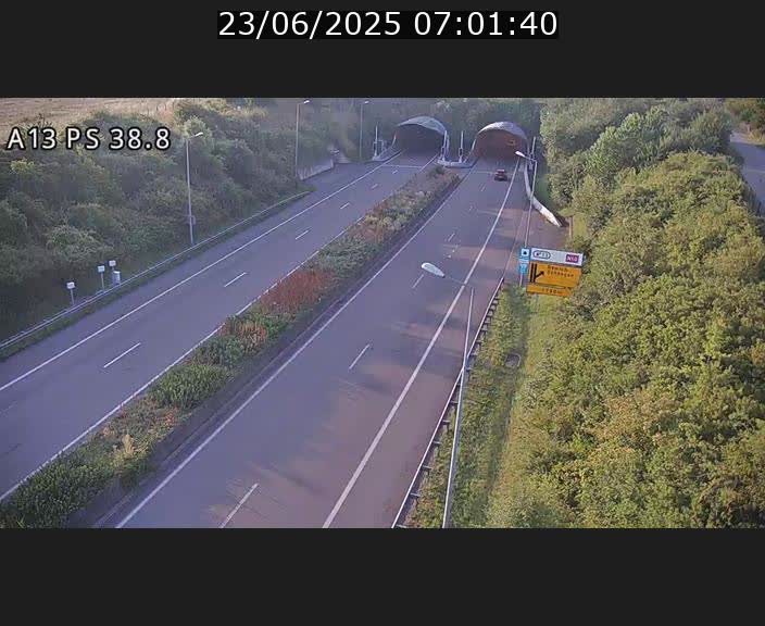 Webcam autoroute A13 à l'entrée ouest du tunnel Markusbierg à Schengen. Vue orientée vers Mondorf-les-Bains