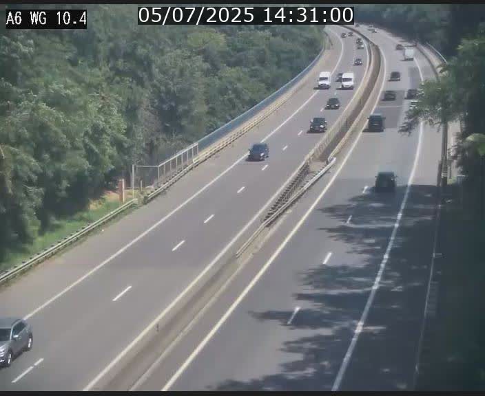 Traffic live webcam Luxembourg Mamer - A6 - BK 10.4 - direction Luxembourg/France/Allemagne