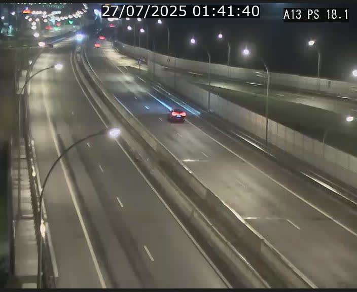 Traffic live webcam Luxembourg Dudelange - A13 direction Croix de Bettembourg - BK 18.1