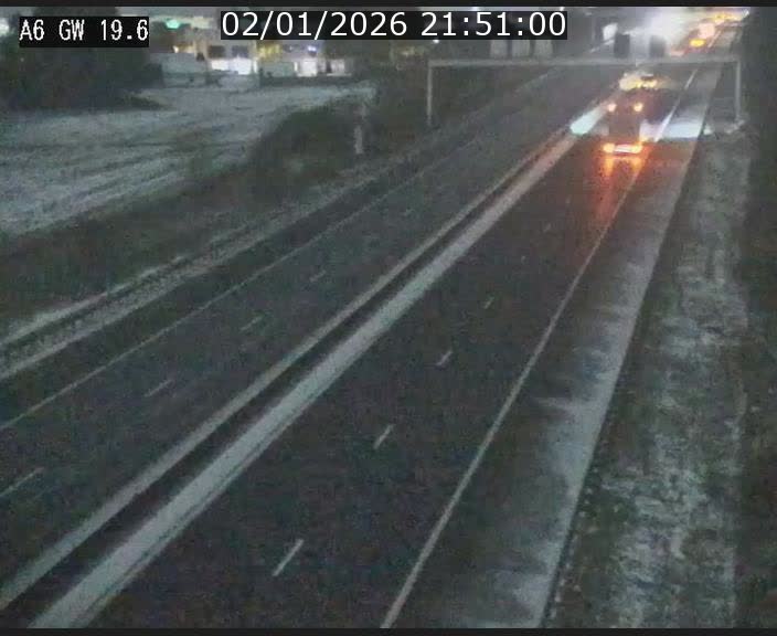 Traffic live webcam Luxembourg - Steinfort - A6 - BK 19.6 - direction Belgique