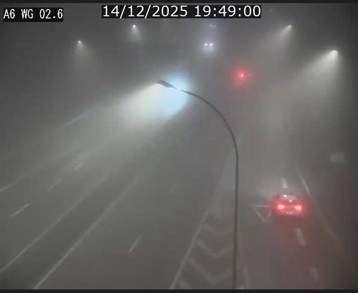 Traffic live webcam Luxembourg Croix de Cessange - A6 - BK 2.6 - direction France/Allemagne