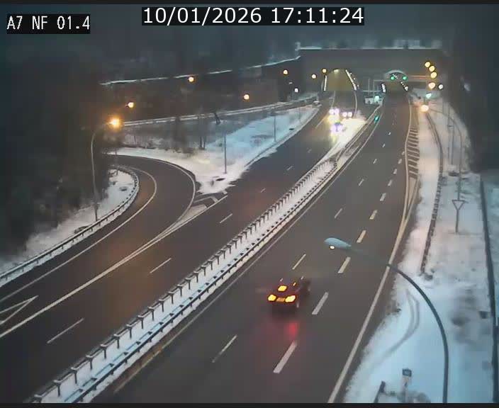 Caméra autoroute Luxembourg A7 - Echangeur Waldhaff - direction Tunnel Stafelter