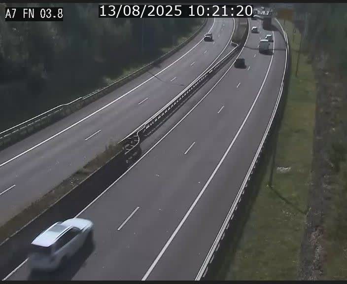 Caméra autoroute Luxembourg A7 - Passage à gibier Rëngelbour - direction Tunnel Stafelter