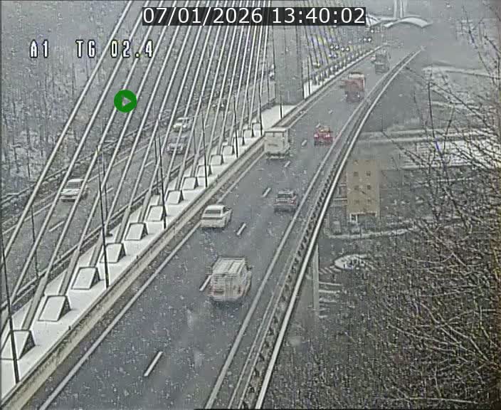 Traffic live webcam Luxembourg Sandweiler - A1 direction Luxembourg-ville - BK 2.4