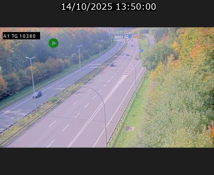 Traffic live webcam Luxembourg Senningerberg - A1 direction Luxembourg Kirchberg - BK 10.3