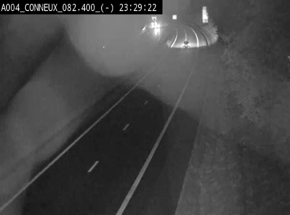 Webcam sur l'E411 avant les sorties 20 menant à Ciney, Dinant et Achêne. Vue orientée vers Namur
