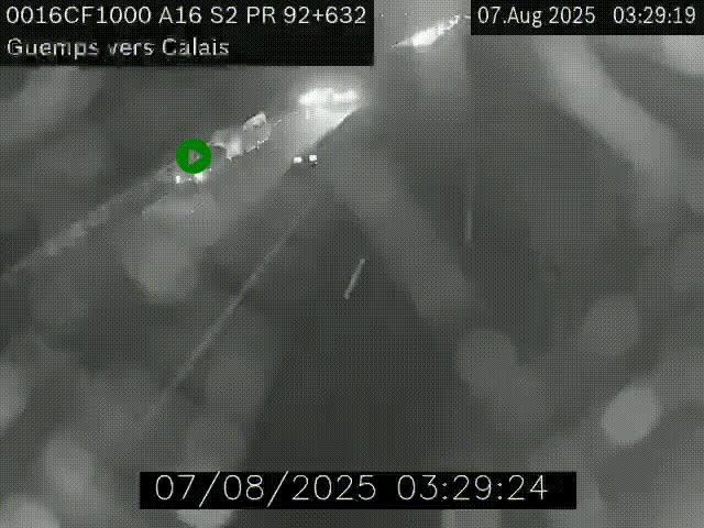 Webcam A16 juste après l'aire de repos d'Offekerque à Guemps. Vue orientée vers Calais
