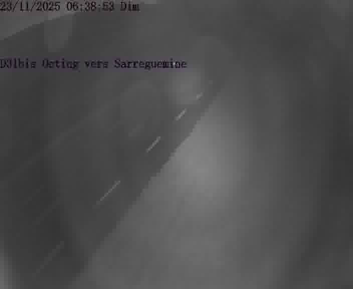 Webcam installée le long de D31bis (France) à Oeting, pointée vers Sarreguemines, utile pour suivre précisément les conditions de trafic.