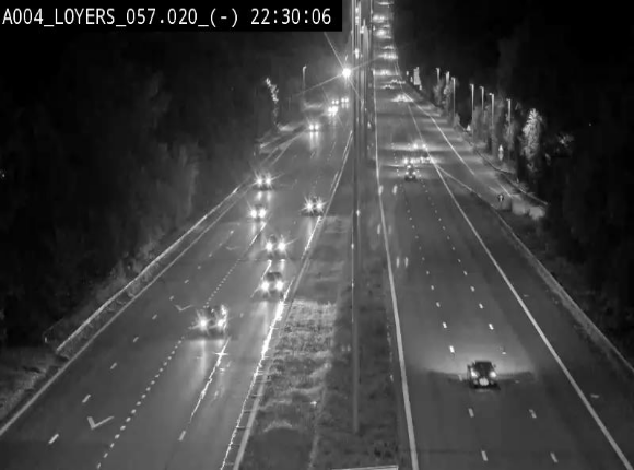 Webcam E411 au niveau du viaduc de Beez à Loyers, entre Champion et Warissoulx. Vue orientée vers Bruxelles
