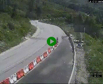 Webcam au carrefour de la croisade, à la jonction entre la N22 et la N320, avant le poste de douane franco-andorrane. Webcam à 1790 mètres d'altitude