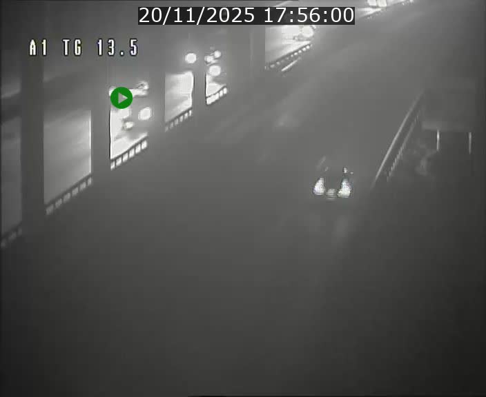 Traffic live webcam Luxembourg Senningen - A1 direction Luxembourg - BK 13.5