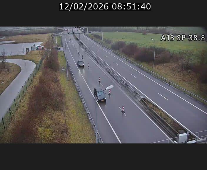 Webcam autoroute A13 à l'entrée ouest du tunnel Markusbierg à Schengen. Vue orientée vers le tunnel et l'Allemagne