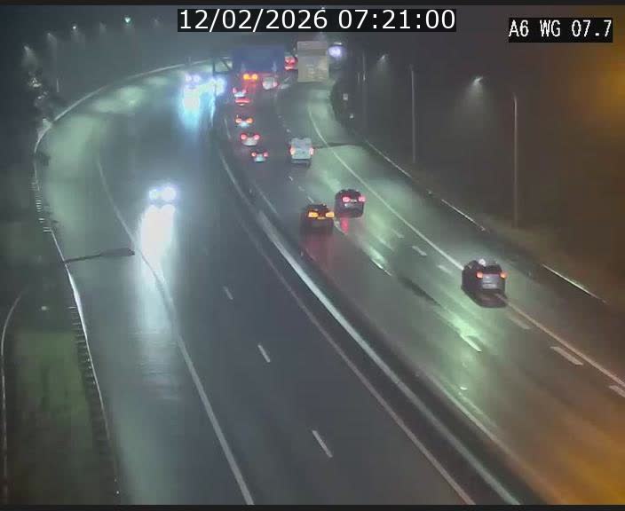 Traffic live webcam Luxembourg - Bridel - A6 - BK 7.7 - direction Belgique
