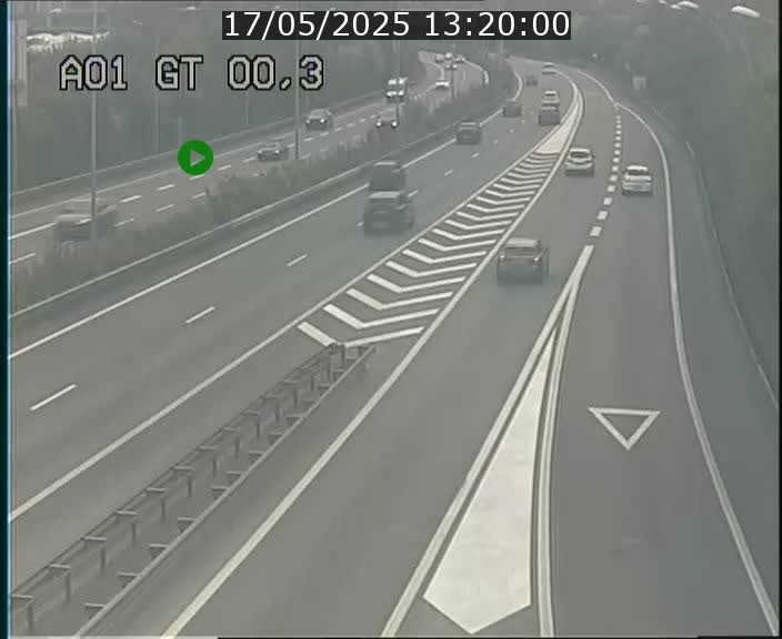 Traffic live webcam Luxembourg Croix de Gasperich - A1 direction Kirchberg - BK 0.3