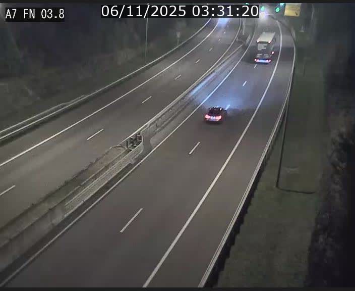 Caméra autoroute Luxembourg A7 - Passage à gibier Rëngelbour - direction Tunnel Stafelter