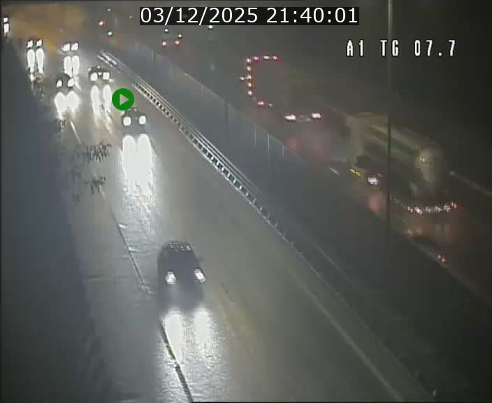 Traffic live webcam Luxembourg Kirchberg - A1 direction Luxembourg-ville - BK 7.7