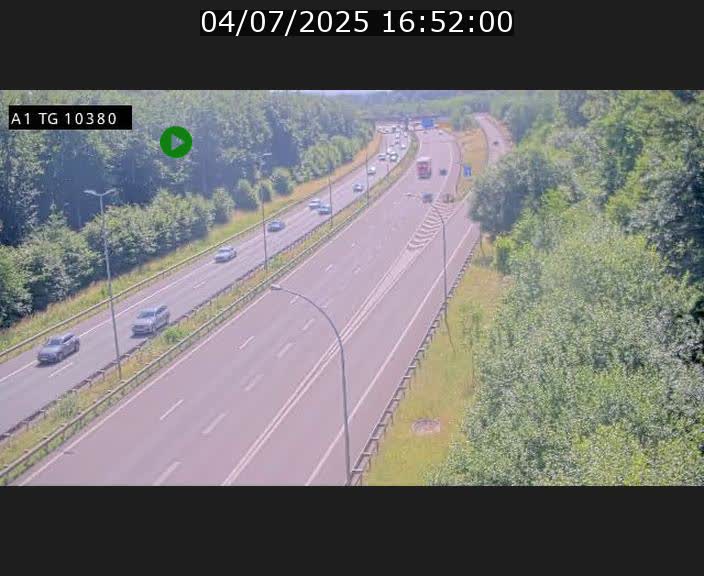 Traffic live webcam Luxembourg Senningerberg - A1 direction Luxembourg Kirchberg - BK 10.3