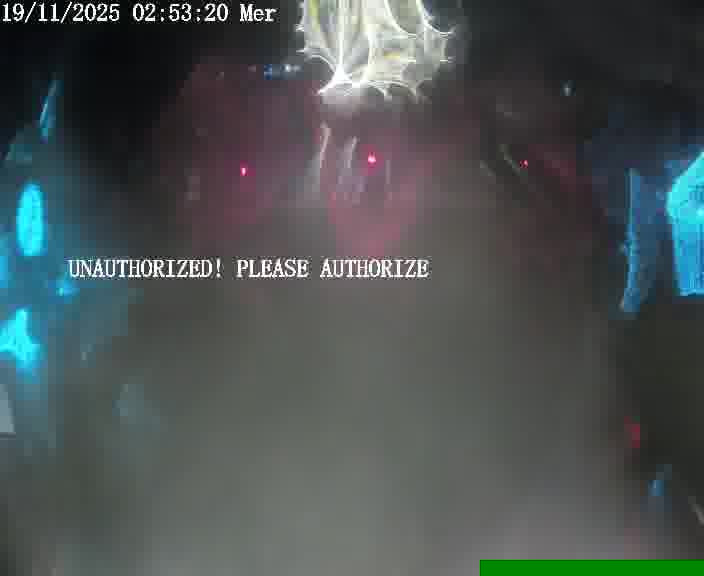 Webcam installée le long de D1 (France) à Ennery, pointée vers Metz, utile pour suivre précisément les conditions de trafic.