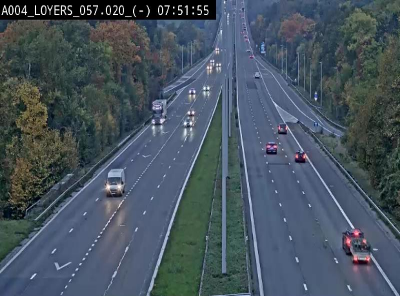 Webcam E411 au niveau du viaduc de Beez à Loyers, entre Champion et Warissoulx. Vue orientée vers Bruxelles