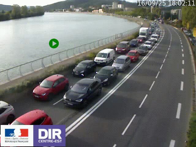 Webcam sur le quai Parjot à Vienne, aux Portes de Lyon, sur la Nationale 7, à la jonction avec le boulevard du Rhône-nord (D1407), caméra orientée vers Lyon