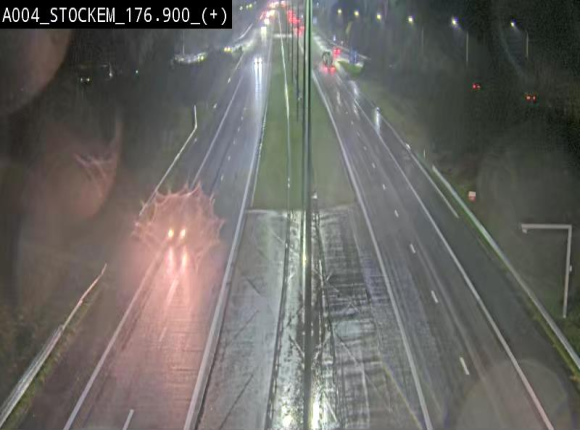 Webcam au-dessus de l'E411 sur la N83 à hauteur de la sortie Stockem. Vue orientée vers Arlon