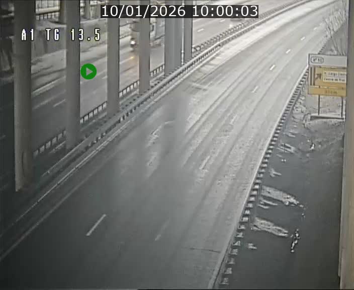 Traffic live webcam Luxembourg Senningen - A1 direction Luxembourg - BK 13.5