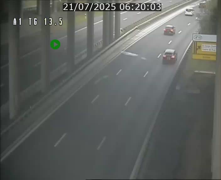 Traffic live webcam Luxembourg Senningen - A1 direction Luxembourg - BK 13.5