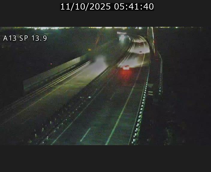 Traffic live webcam Luxembourg Kayl - A13 direction Esch-sur-Alzette/Luxembourg-ville - BK 13.9