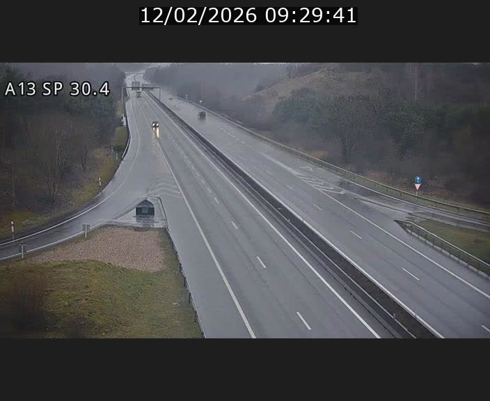 Traffic live webcam Luxembourg Altwies - A13 direction Luxembourg-ville - BK 30.4
