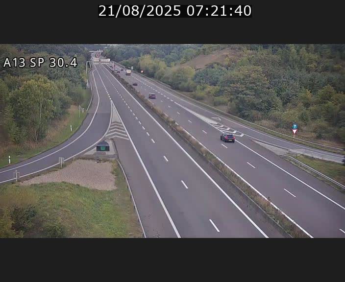 Traffic live webcam Luxembourg Altwies - A13 direction Luxembourg-ville - BK 30.4