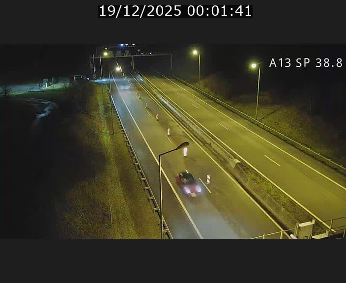 Webcam autoroute A13 à l'entrée ouest du tunnel Markusbierg à Schengen. Vue orientée vers le tunnel et l'Allemagne