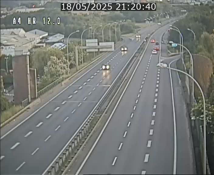 Traffic live webcam Luxembourg Jonction Foetz - A4 - BK 12.0 - direction Esch sur Alzette